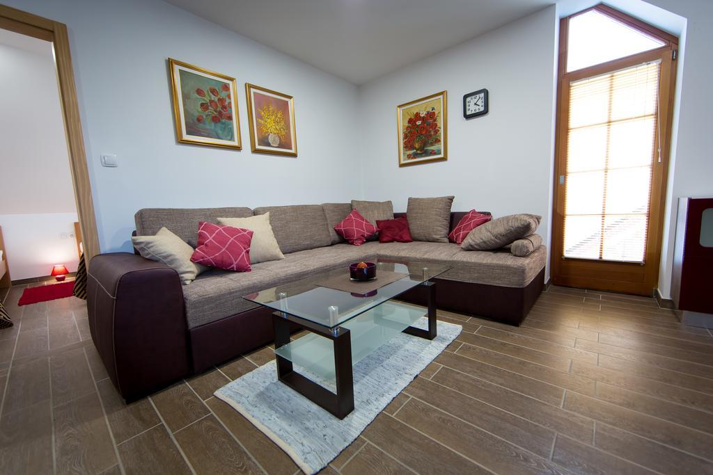 Apartmaji Smogavc Zrece Exterior photo